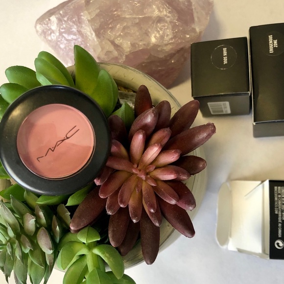 MAC Cosmetics Other - M.A.C. Eyeshadow Flock & Roll NIB